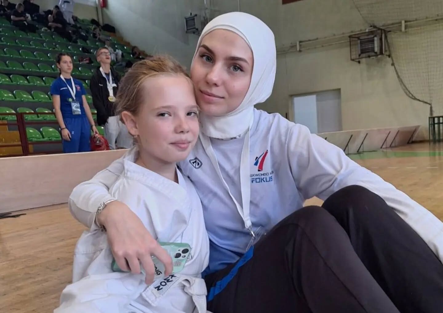Adna Čavić i Emela Hadžanović zlatne u Hadžićima.